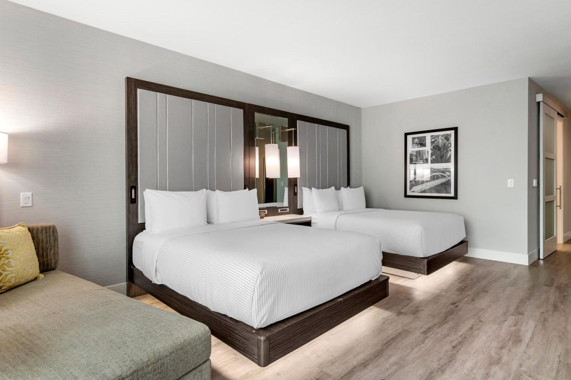 Cambria Hotel Austin Uptown Near The Domain Exterior photo