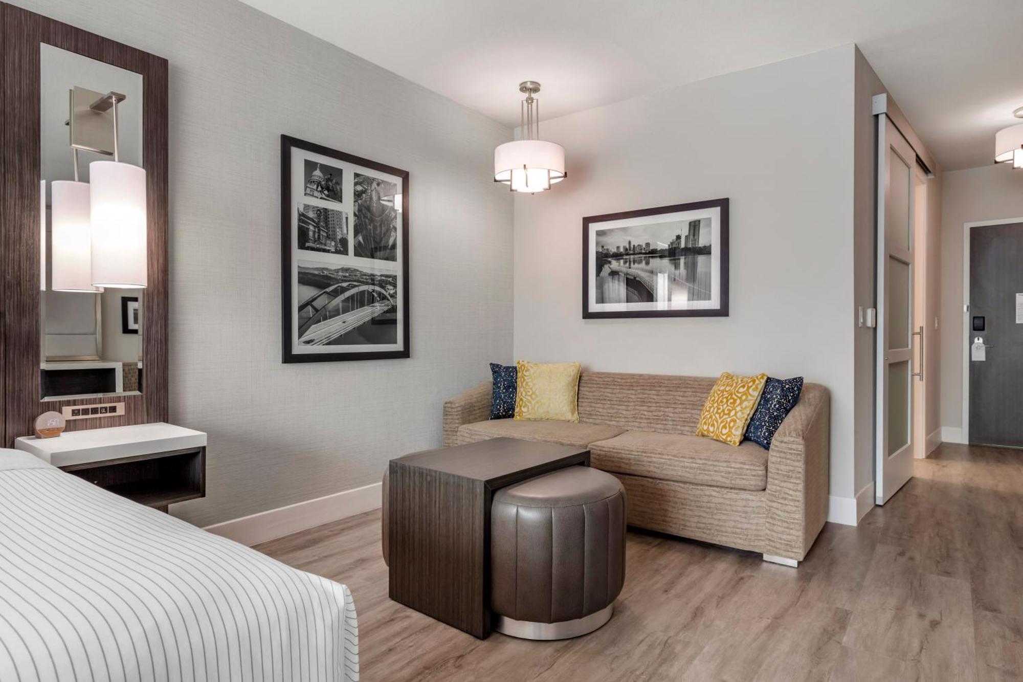 Cambria Hotel Austin Uptown Near The Domain Exterior photo